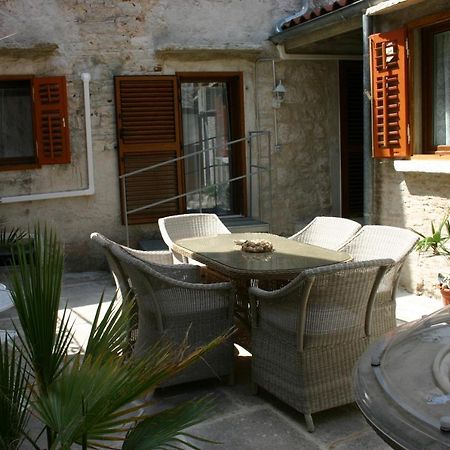 Studio Apartment La Maison De Catherine Rovinj Exteriör bild