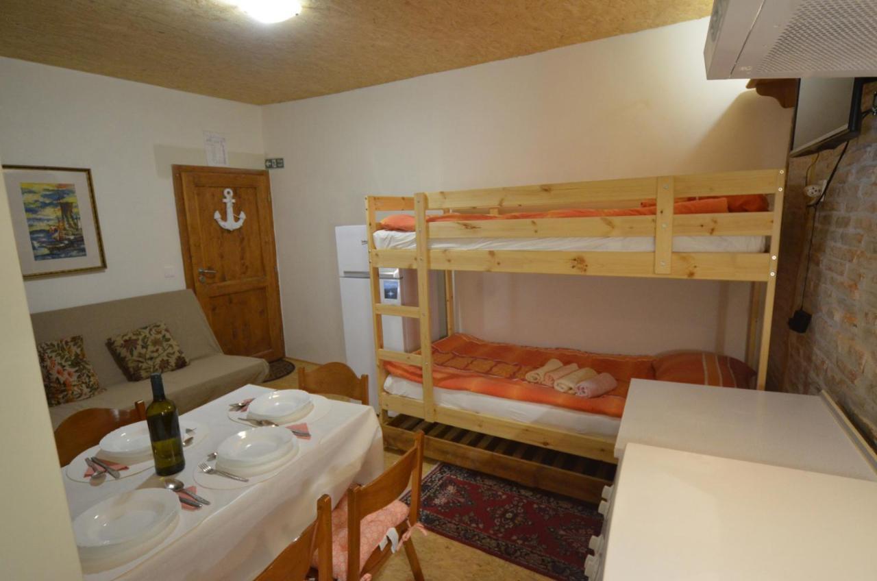 Studio Apartment La Maison De Catherine Rovinj Exteriör bild