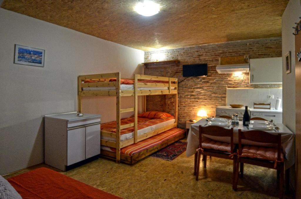 Studio Apartment La Maison De Catherine Rovinj Exteriör bild