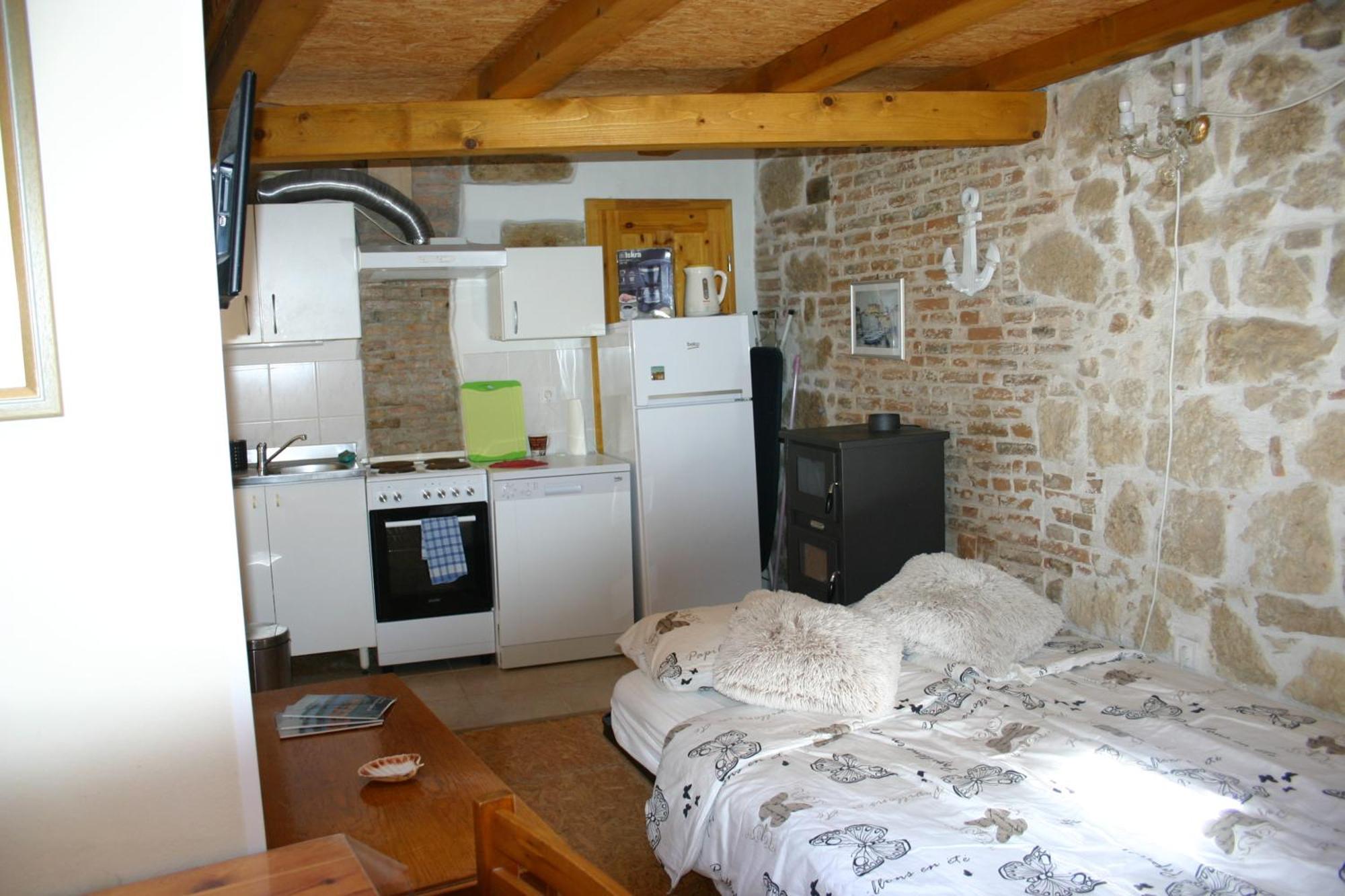 Studio Apartment La Maison De Catherine Rovinj Exteriör bild