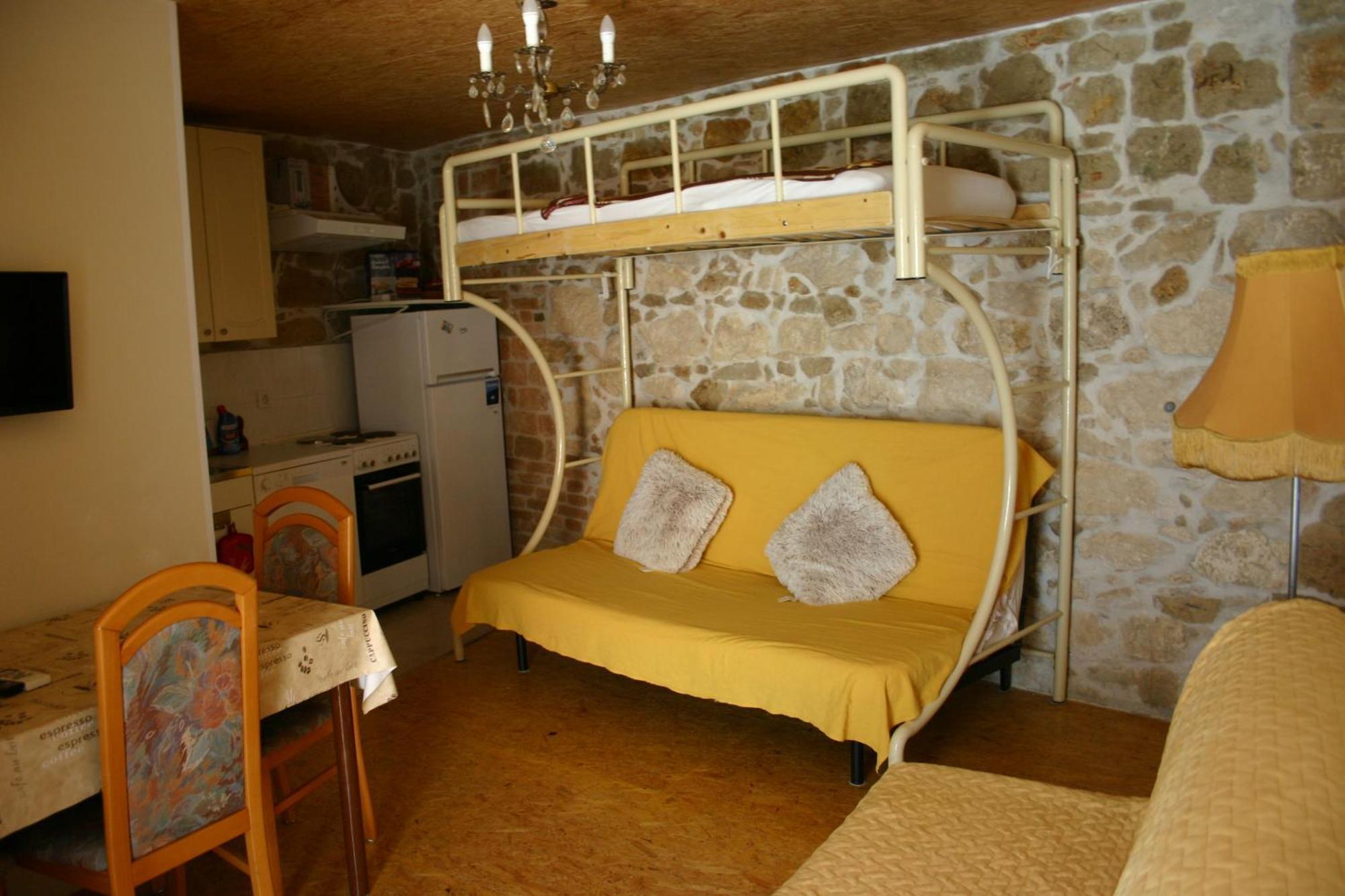 Studio Apartment La Maison De Catherine Rovinj Exteriör bild